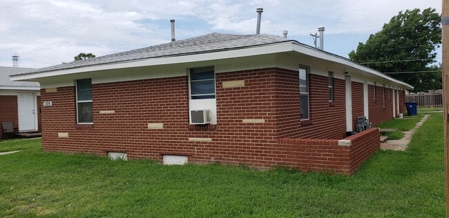 Photo - 1129 N Kansas St Unidad A