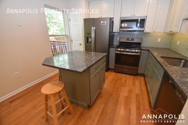 Photo - 8735 Thornbrook Dr