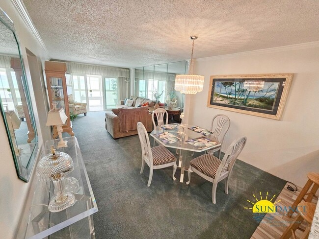 Photo - Spacious waterfront furnished condo in Destin!