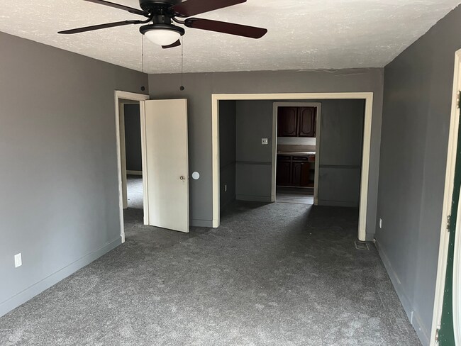 Photo - 754 Raymond Rd Unit A