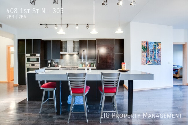 Photo - 408 N 1st St