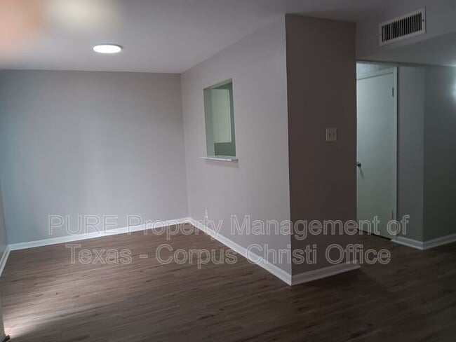 Photo - 3535 Cottonwood St