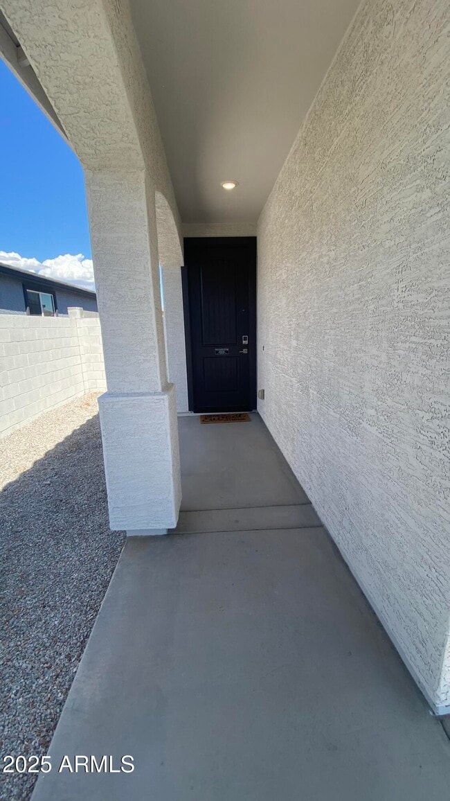 Photo - 24620 W Mohave St