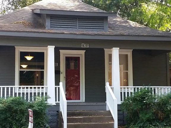 Photo - 1401 S Elwood Ave