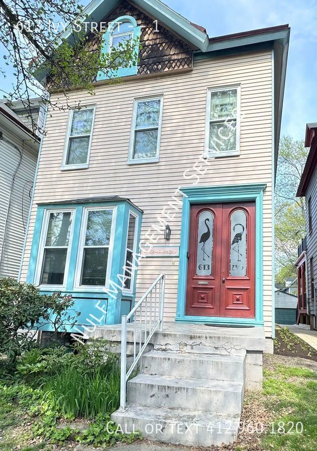 Photo - 613 Ivy St Unit 1