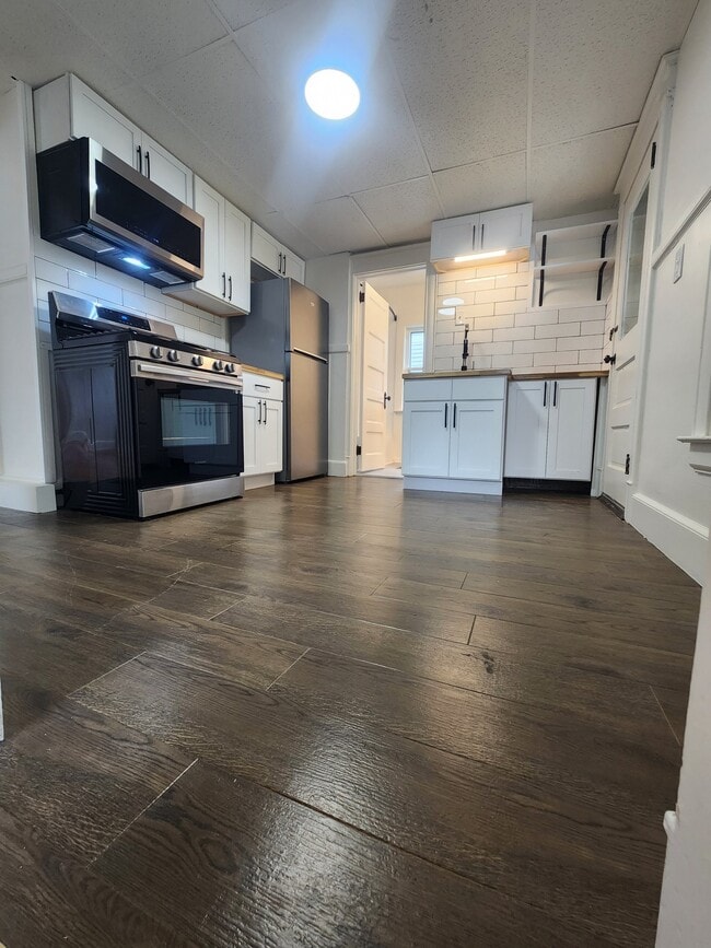 Photo - 754 Chenango St Unit #2