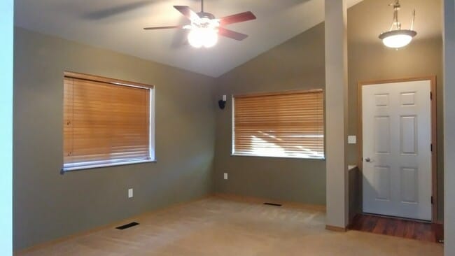 Photo - Beautiful Canyon Creek Home