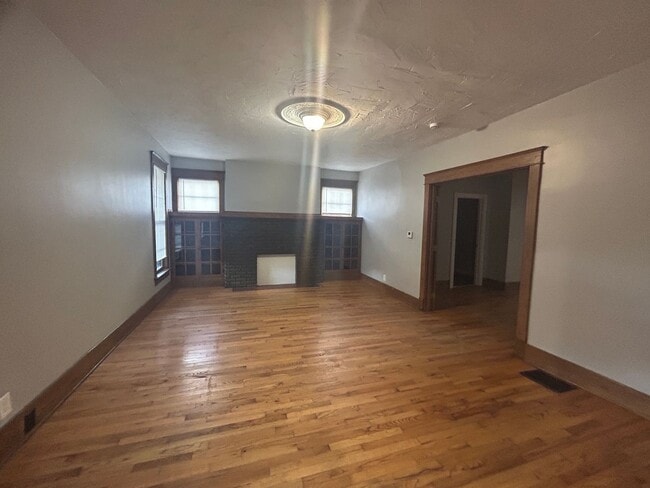 Photo - 3 Bedroom with a bonus room in East Davenport