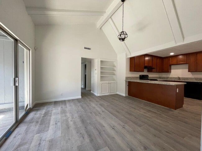 Photo - Great 3 Bed 2 Bath in Arden Arcade