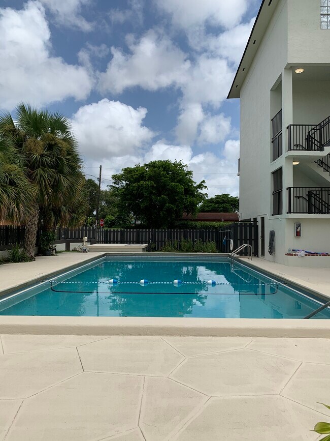 Photo - 5731 NW 37th St Unit 219