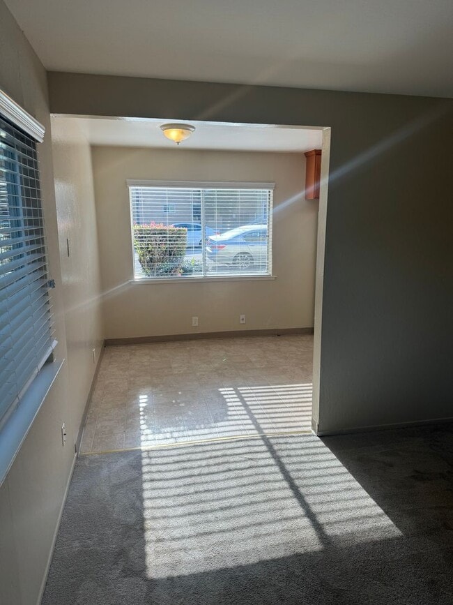 5748 Via Monte Dr Unidad A