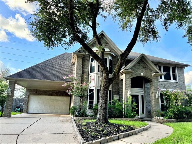 Building Photo - 1802 Hickory Hill Ct