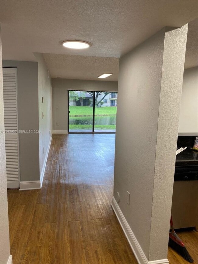 Photo - 9981 Nob Hill Ct Unidad 9981