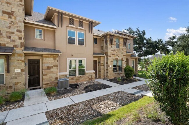 Photo - 13800 Lyndhurst St Unit 292