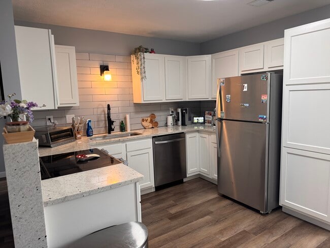 Photo - 135 Albany St