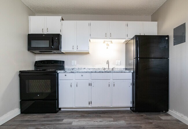 Studio - Kitchen