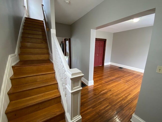 Photo - 406 E 17th Ave