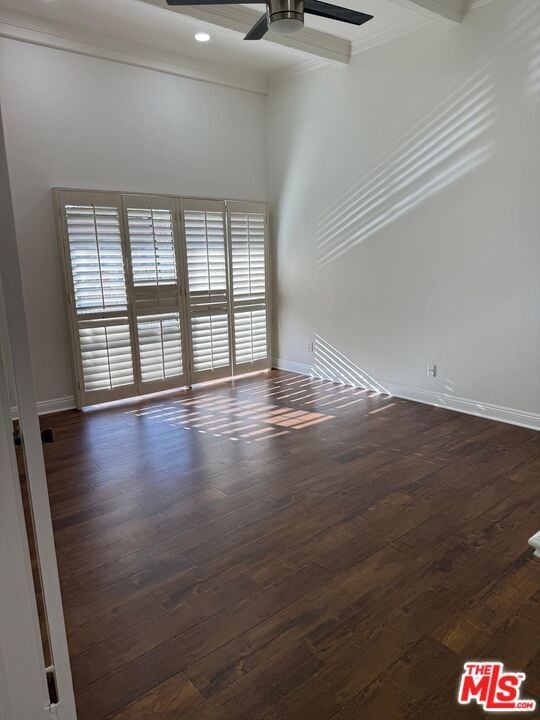 22313 Erwin St
