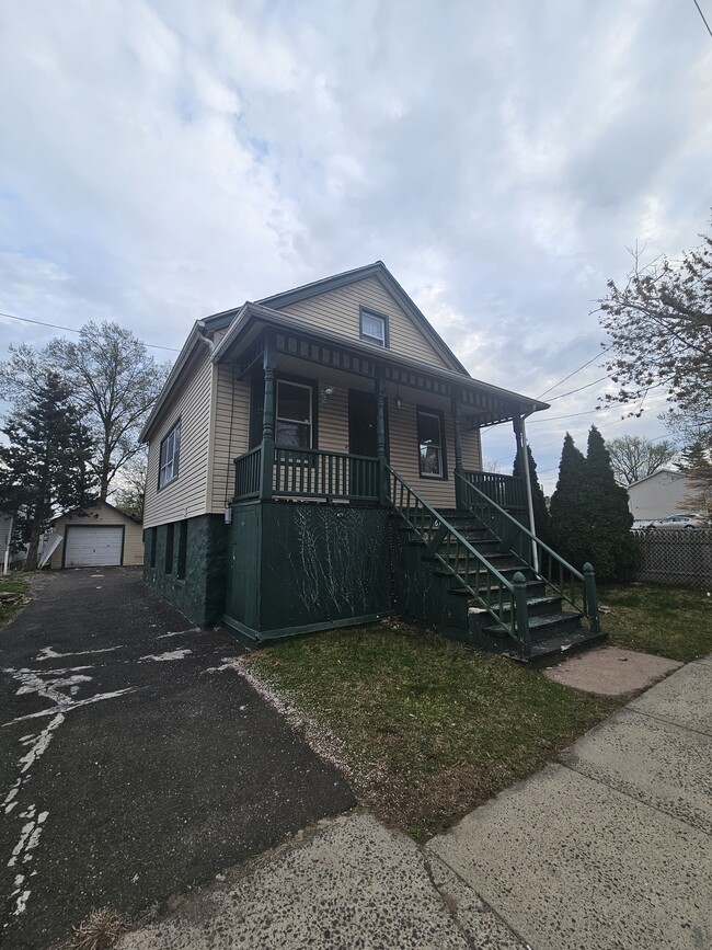 Photo - 66 Terrace Ave House