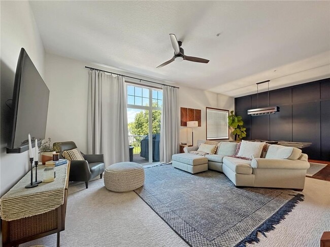 Photo - 1625 Fox Hunt Way