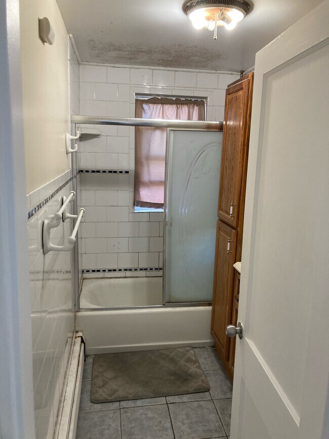 Photo - 140 Presidents Ln Unit 1