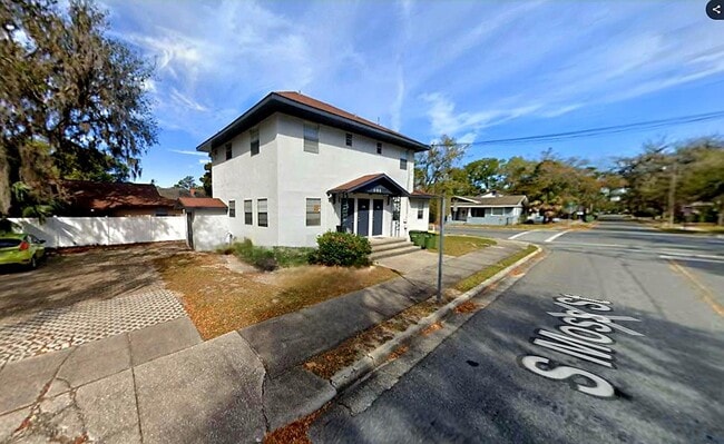 Photo - 101 S Moss St