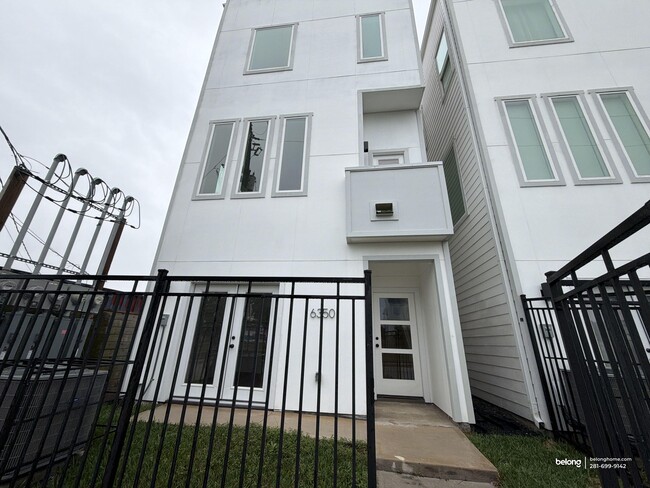 Photo - 6350 Culberson St