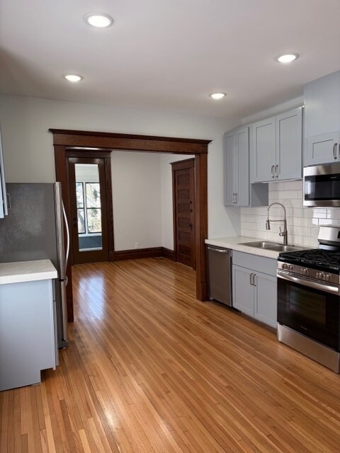 View into the living room. - 623 Pierce St NE Unit Upper