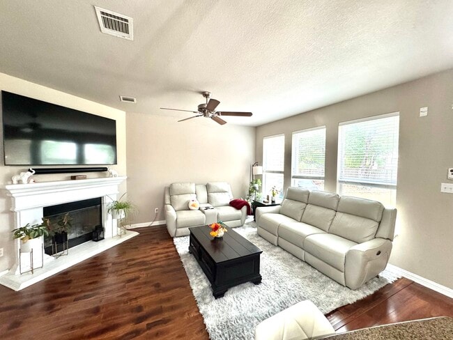 Photo - 609 Arrowhead Trl