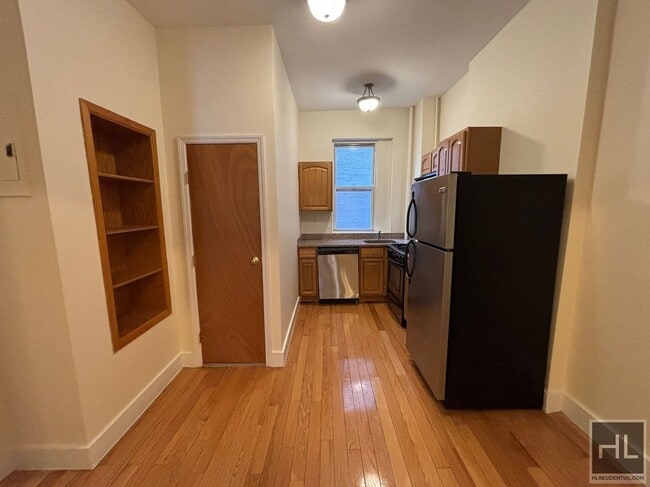 Photo - AMSTERDAM AVENUE Unit 2N