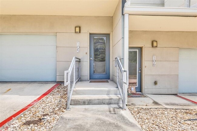 Photo - 604 N Bluff Dr Unit 105