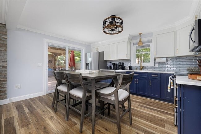 Photo - 29 Canterbury Dr