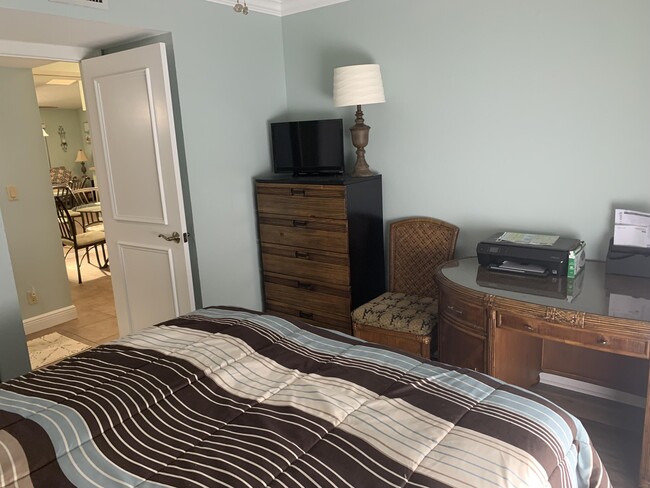 Photo - 2516 SE Anchorage Cove Condo Unit C-3