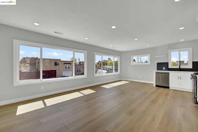 Living Room - 1120 59th St Rental
