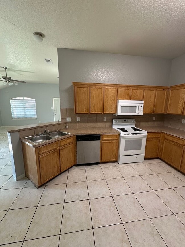 Photo - 1903 Elms Run Ct Unit B