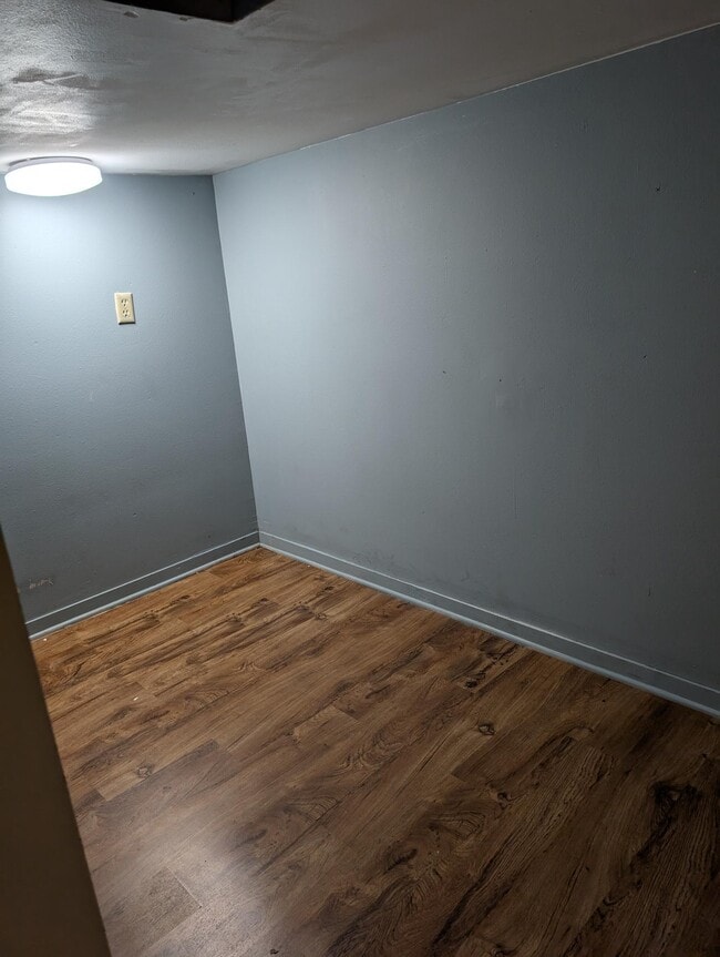 Building Photo - 414 Becker Ave SW Unit 414 Becker Ave 2 Rental