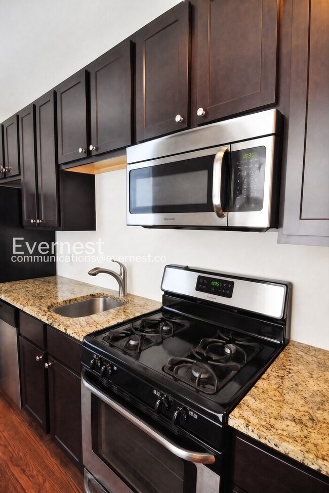 Photo - 1636 N North Park Avenue Unit 1636 g