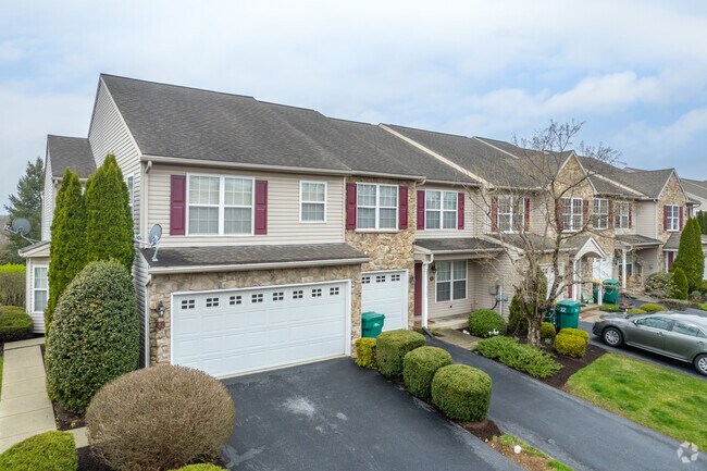 Photo - Willow Ridge Apartments