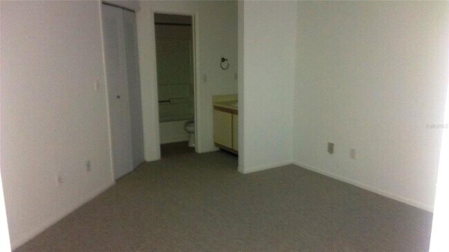 Photo - 2584 Grassy Point Dr Unidad 104