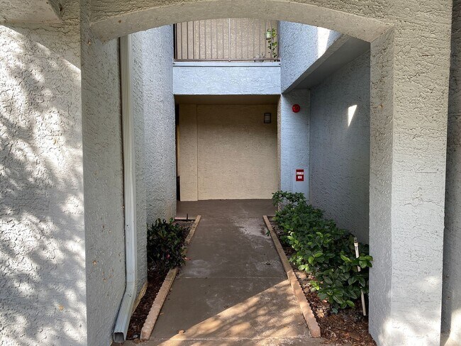 8517 Island Breeze Ln Unit 209