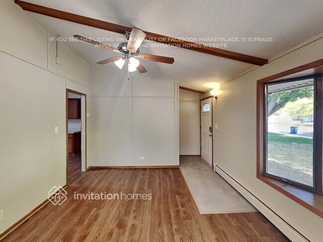 1660 6th Ave W