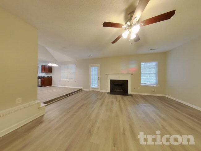 Photo - 6972 Foxmoor Way