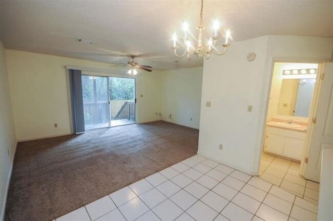 Photo - 1515 Paul Russell Rd