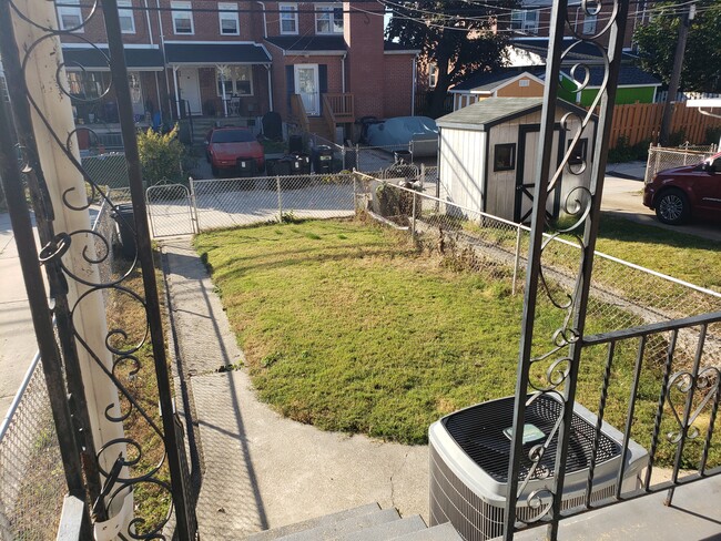 Photo - 6947 Belclare Rd
