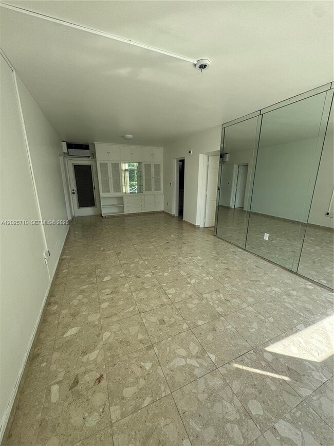 10281 E Bay Harbor Dr Unit C1