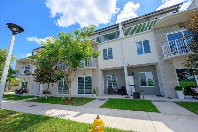 Photo - 25689 SW 144th Ave