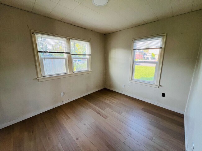 Photo - Cute 2 bedroom, 1 bath in Mount Vernon clo...