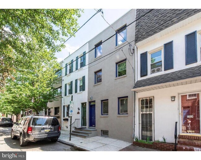 Building Photo - 2322 Perot St Rental