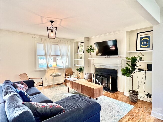 Photo - 2931 Belmeade Dr