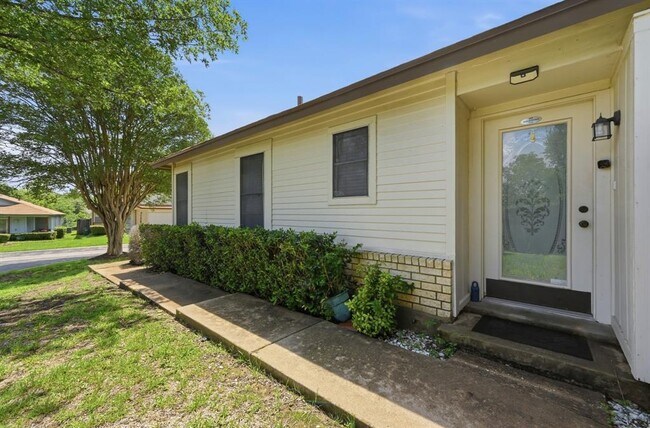 Photo - 11728 Norwegian Wood Dr